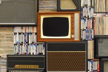 Oude tv en videobanden. Ingehaald door de tijd.